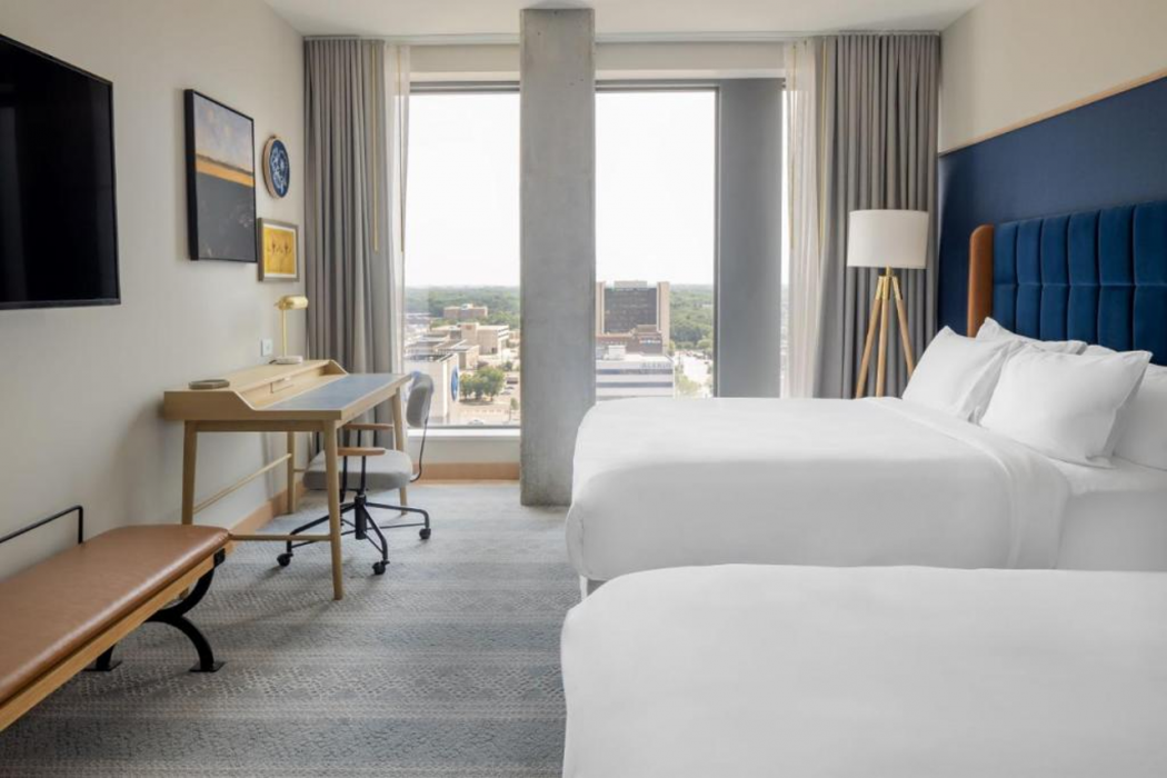 Jasper Hotel 11/40