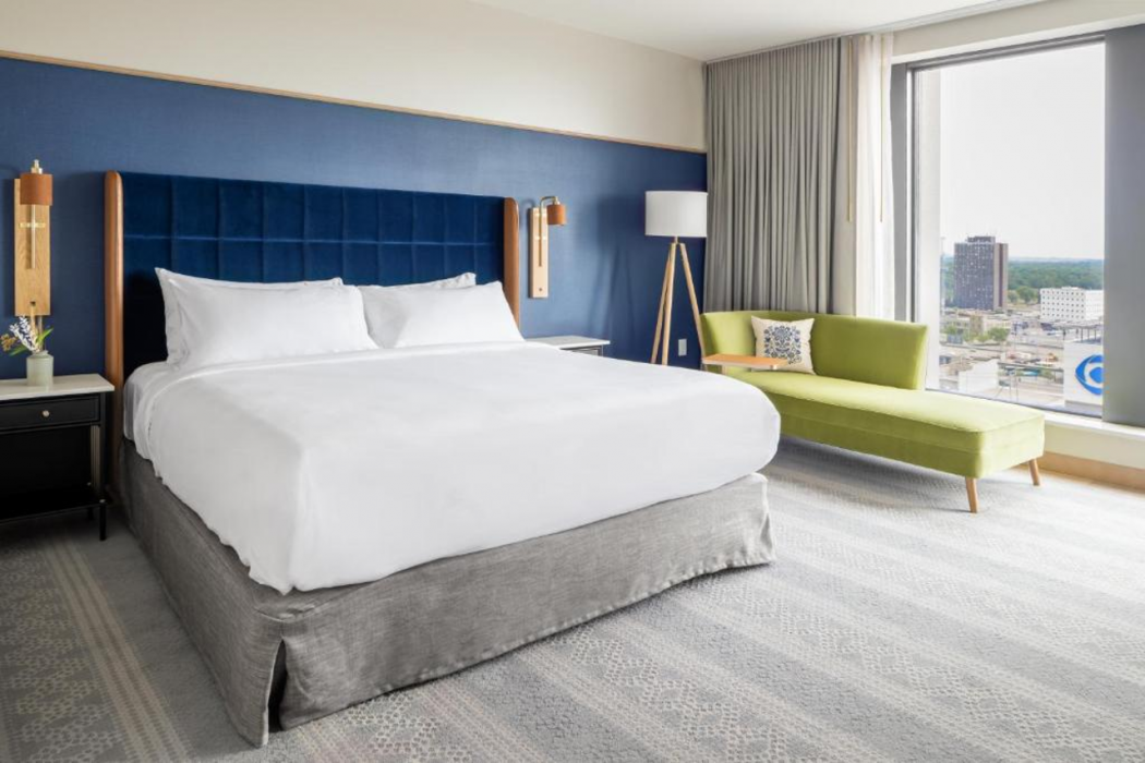 Jasper Hotel 13/40
