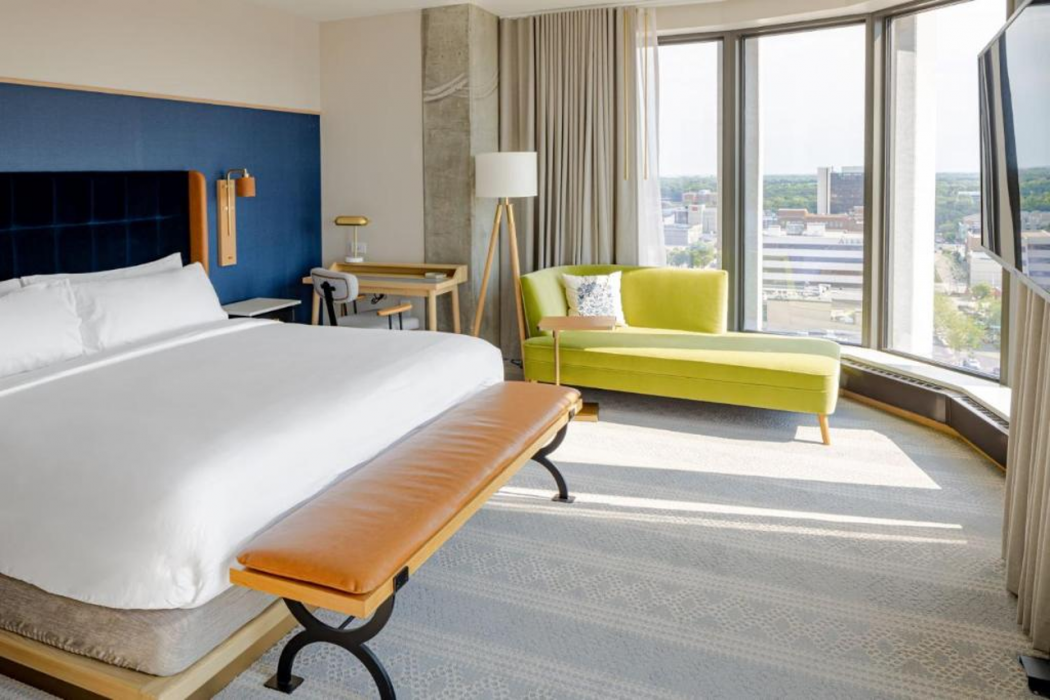 Jasper Hotel 15/40