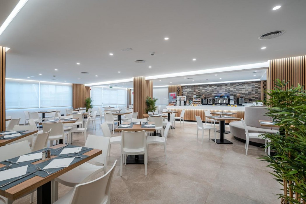 THB Niagara - Adults Only 50/62