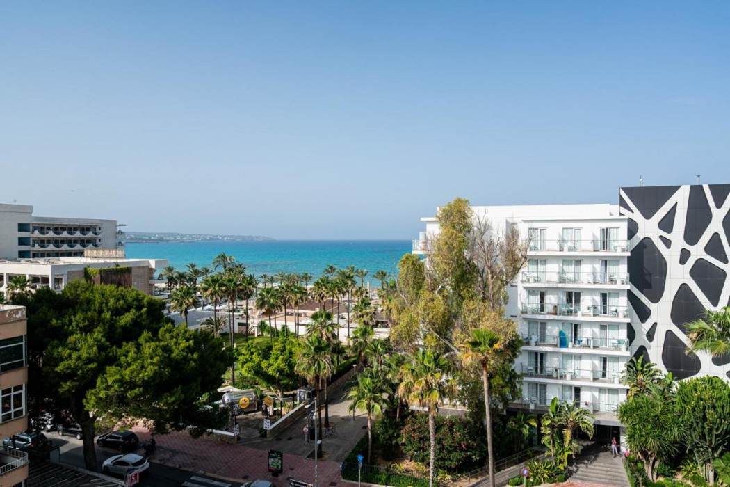 THB Niagara - Adults Only 26/62