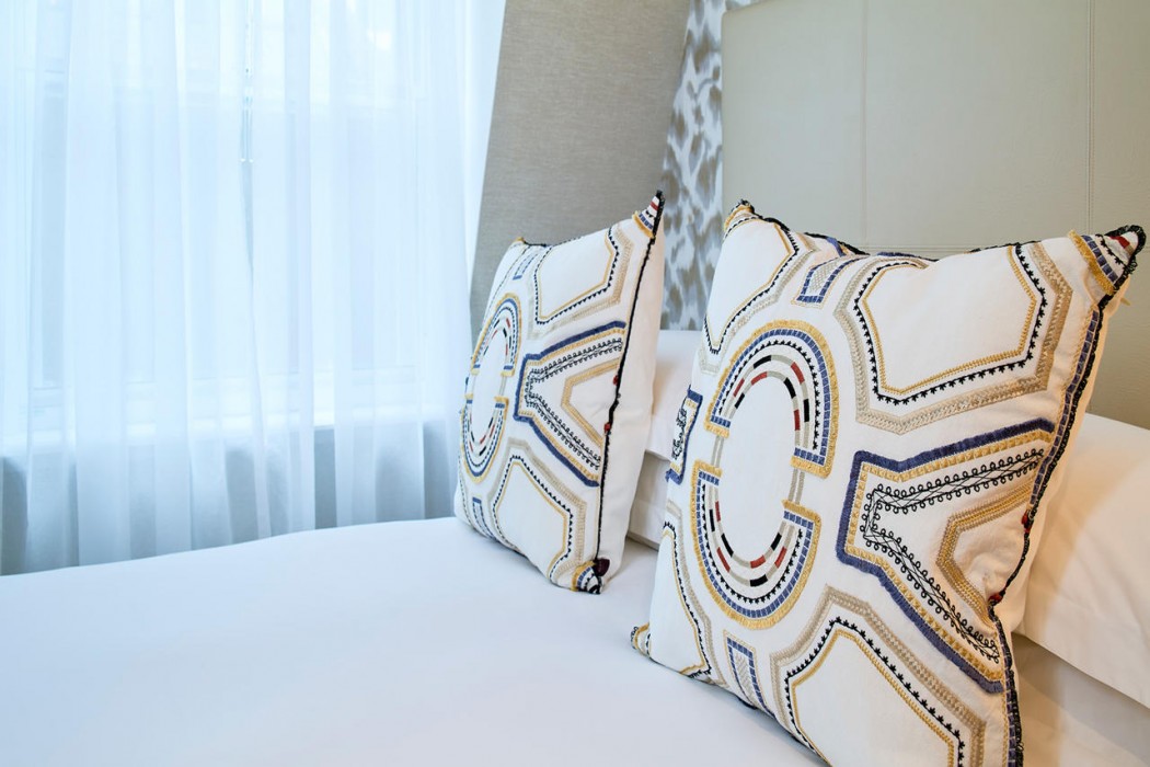 Cheval Calico House 5/68