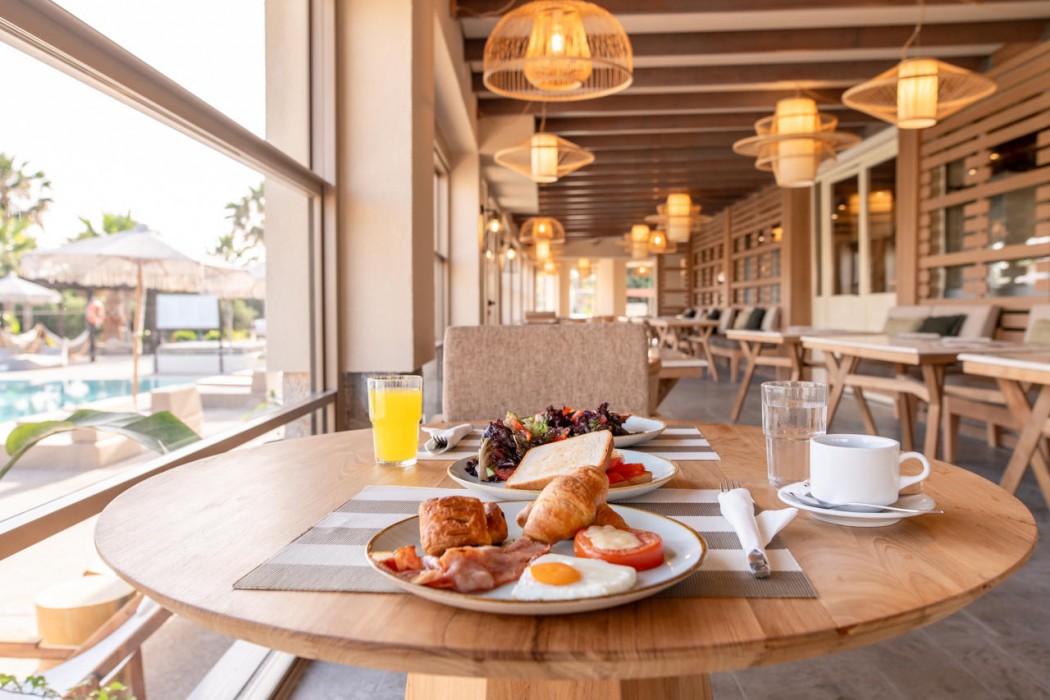 Achilleas Beach Hotel Adults Only 99/120