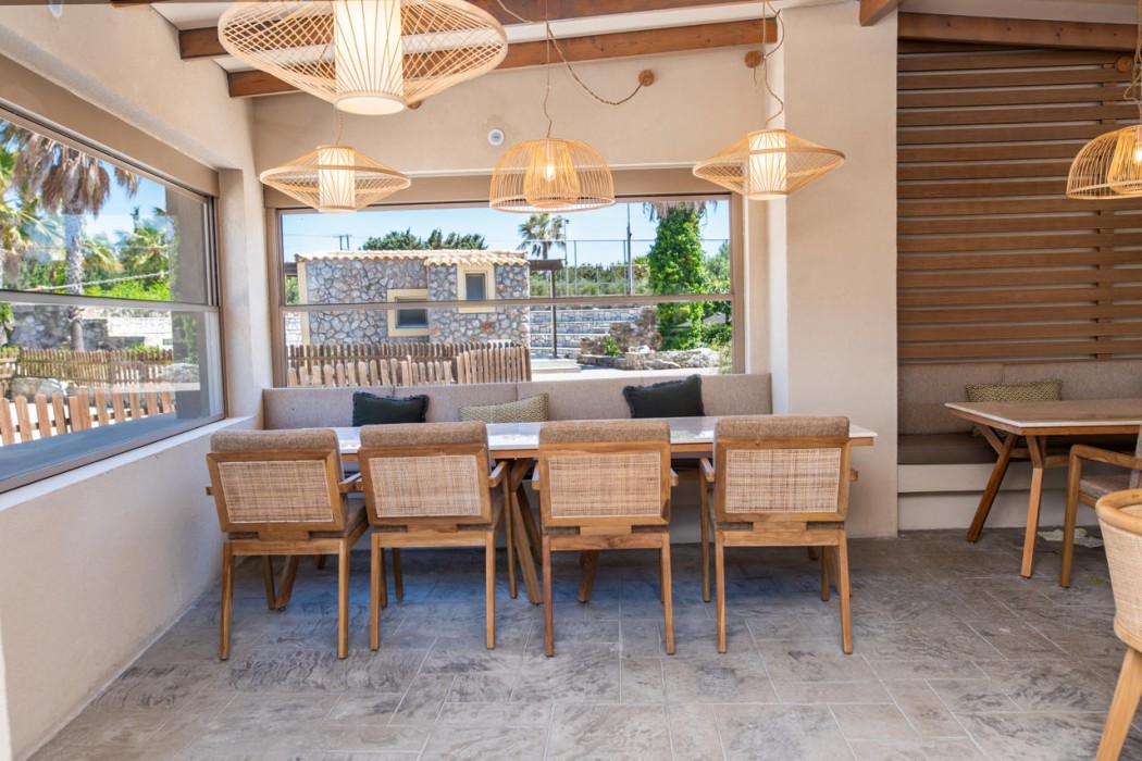 Achilleas Beach Hotel Adults Only 95/120