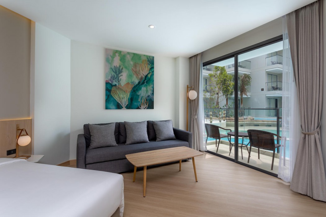 Phuket Emerald Beach Resort 22/70
