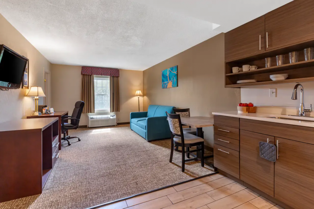MainStay Suites Foxboro - Mansfield 14/37