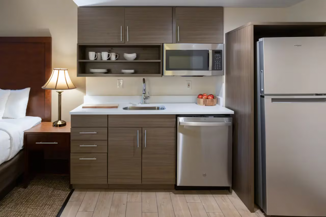 MainStay Suites Foxboro - Mansfield 9/37