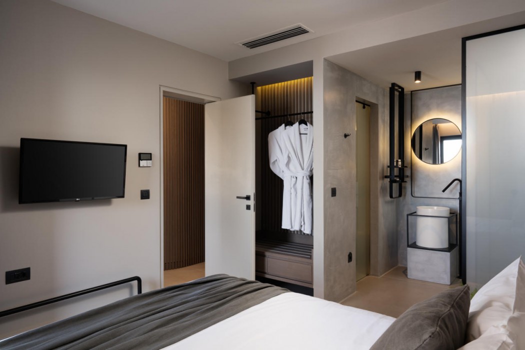 Apikia Santorini Suites - Adults Only 29/85