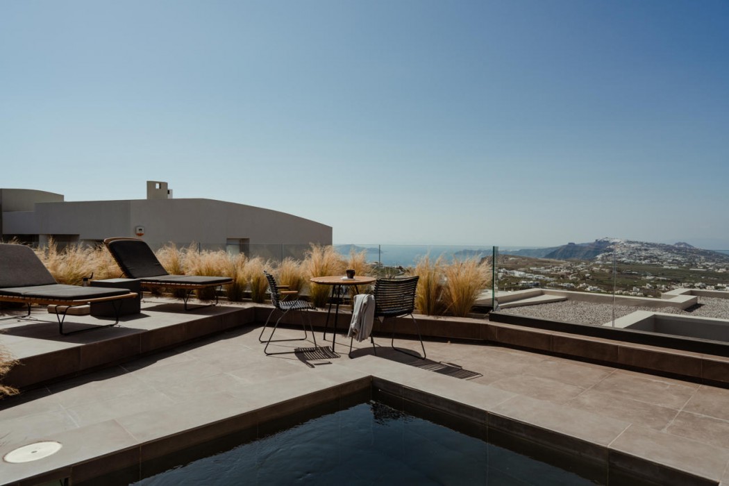 Apikia Santorini Suites - Adults Only 44/85