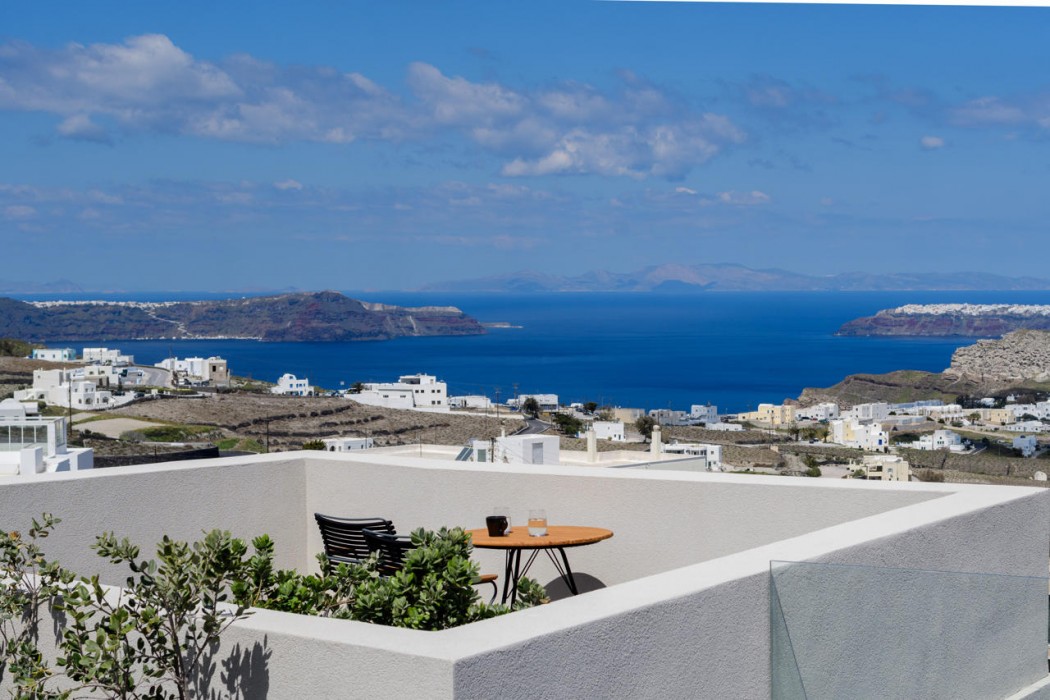 Apikia Santorini Suites - Adults Only 36/85
