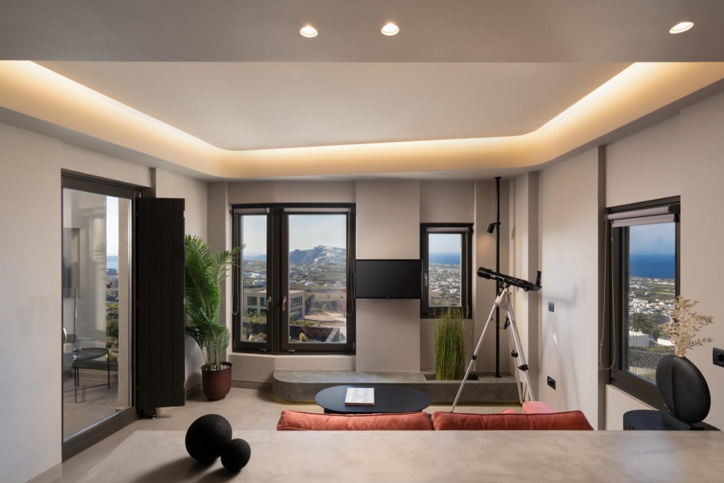 Apikia Santorini Suites - Adults Only 35/85