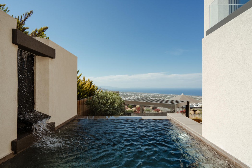 Apikia Santorini Suites - Adults Only 38/85