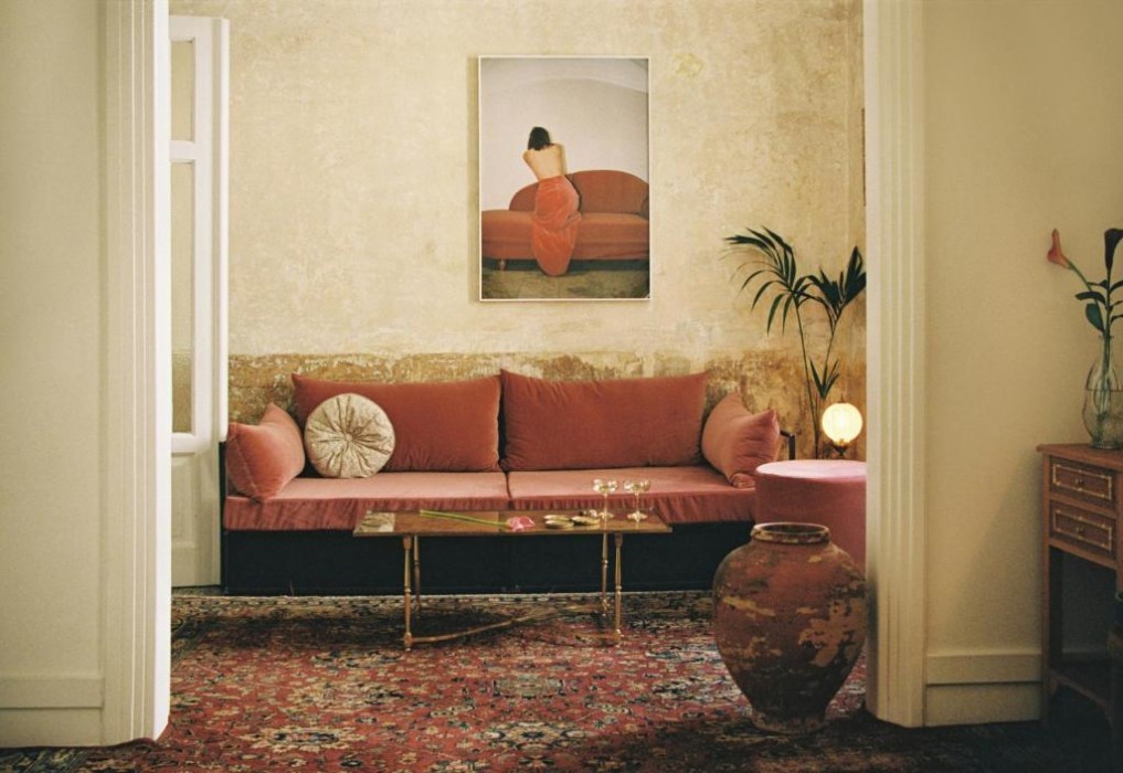 Shila Athens 2/49