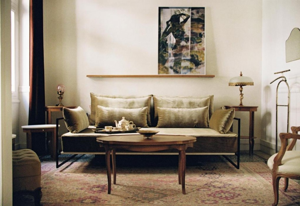 Shila Athens 43/49