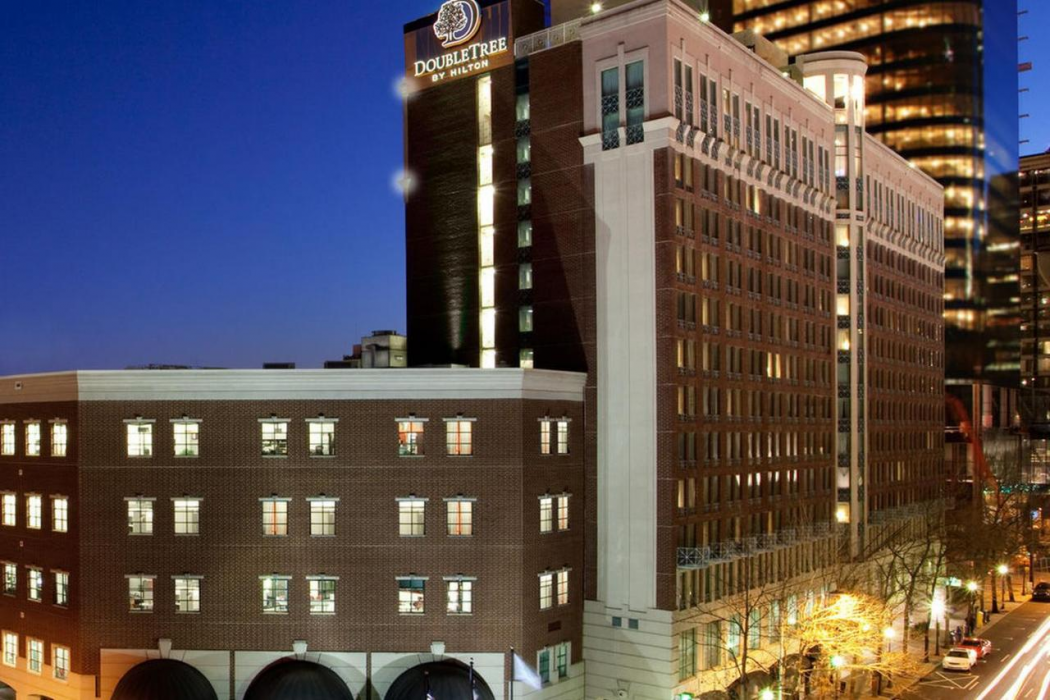 DoubleTree by Hilton Charlotte City Center photo1