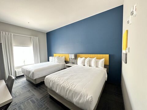 Comfort Inn and Suites Destin Near Henderson Beach 12/28
