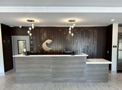 Comfort Inn and Suites Destin Near Henderson Beach 6/28