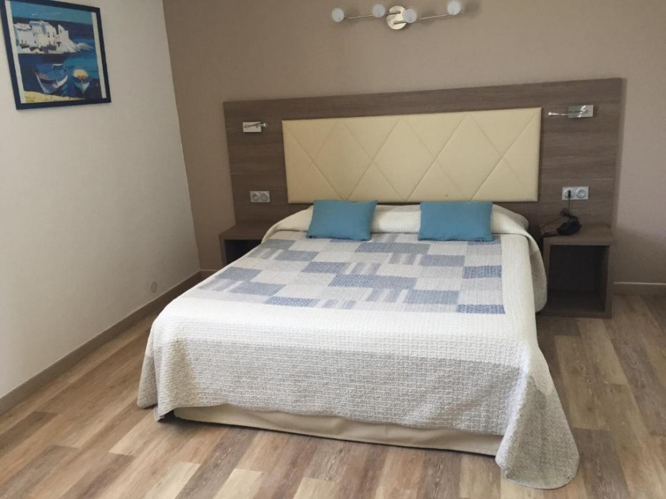 Hotel Bellevue Bastia 17/37