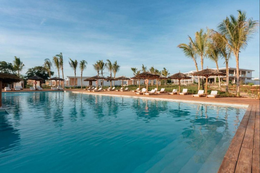 Kwanza Resort by Sunrise 27/60
