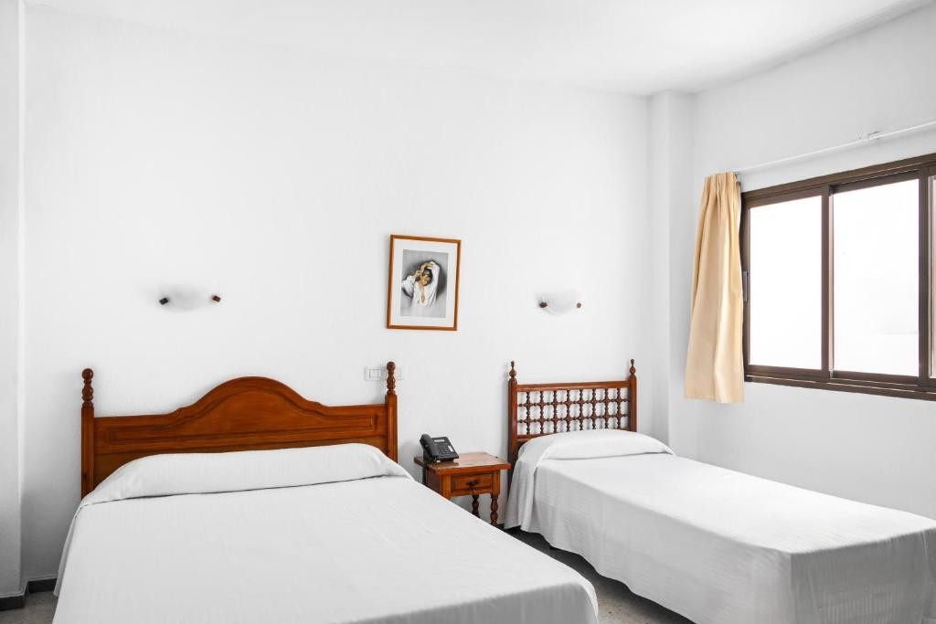 Hotel Valencia 18/55