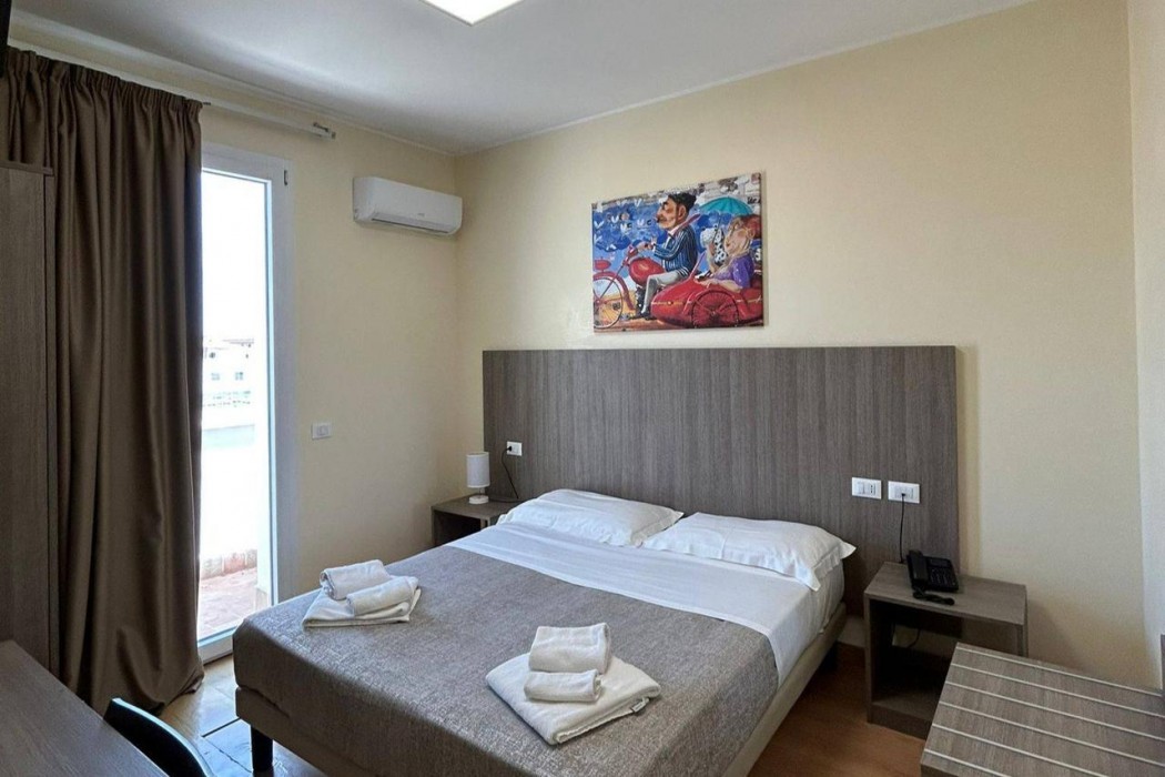 55 Aira Hotel 12/36