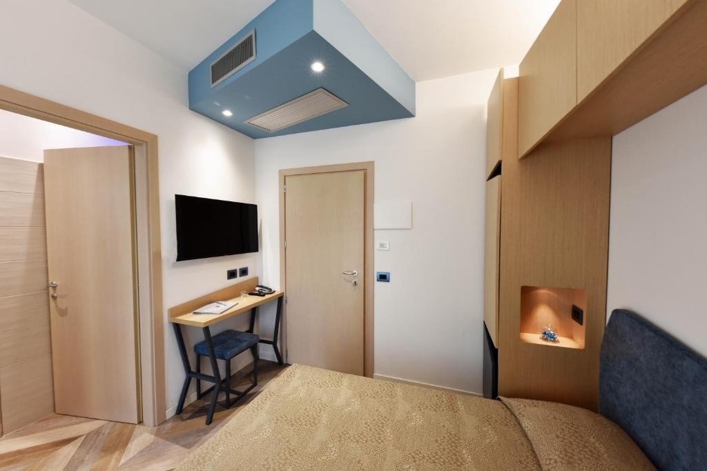Color Hotel Rimini 19/69