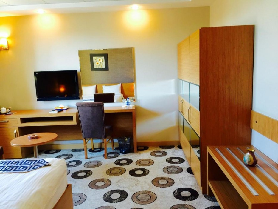 Grand Palace Hotel 24/71