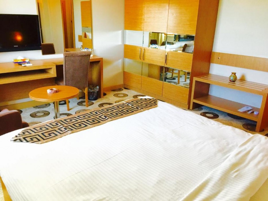 Grand Palace Hotel 23/71
