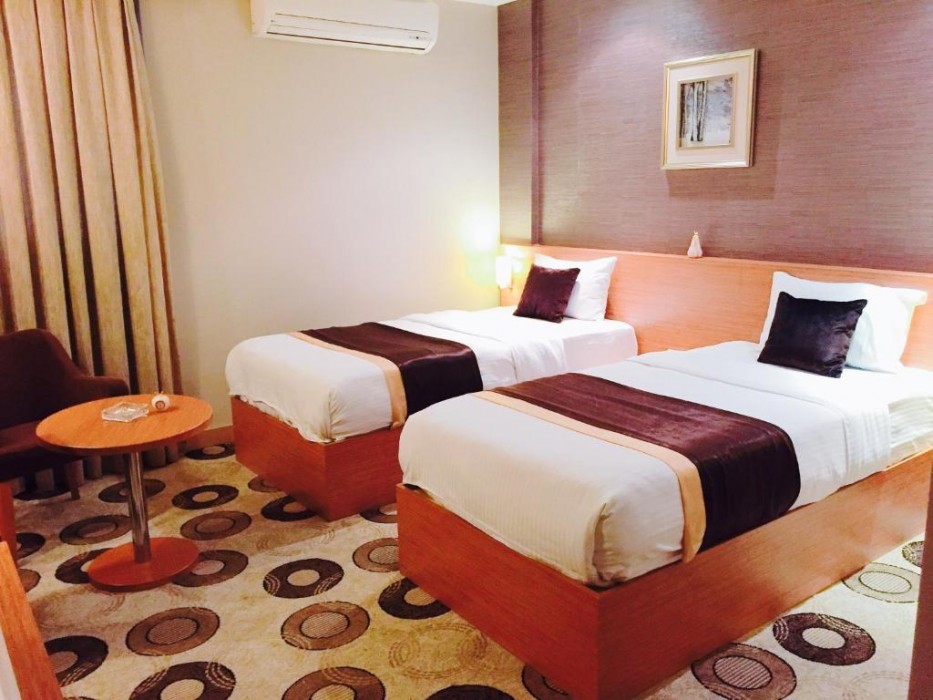 Grand Palace Hotel 26/71