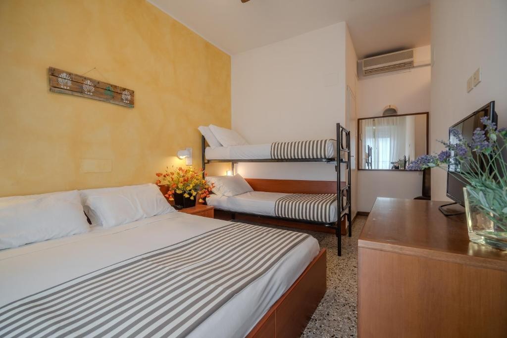 Hotel Mia 28/72