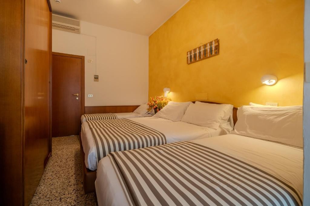 Hotel Mia 25/72