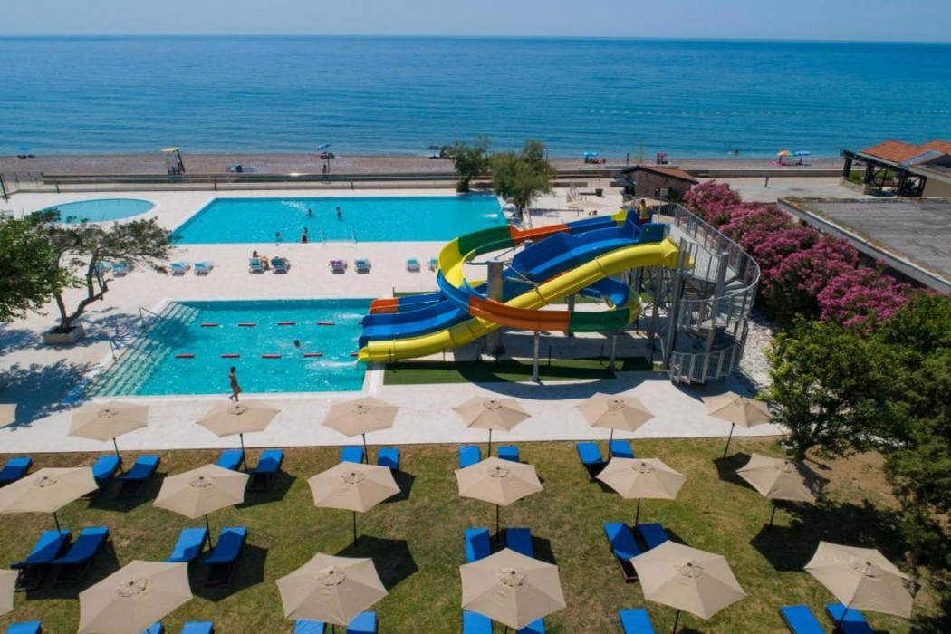 Pearl Beach Resort 26/62