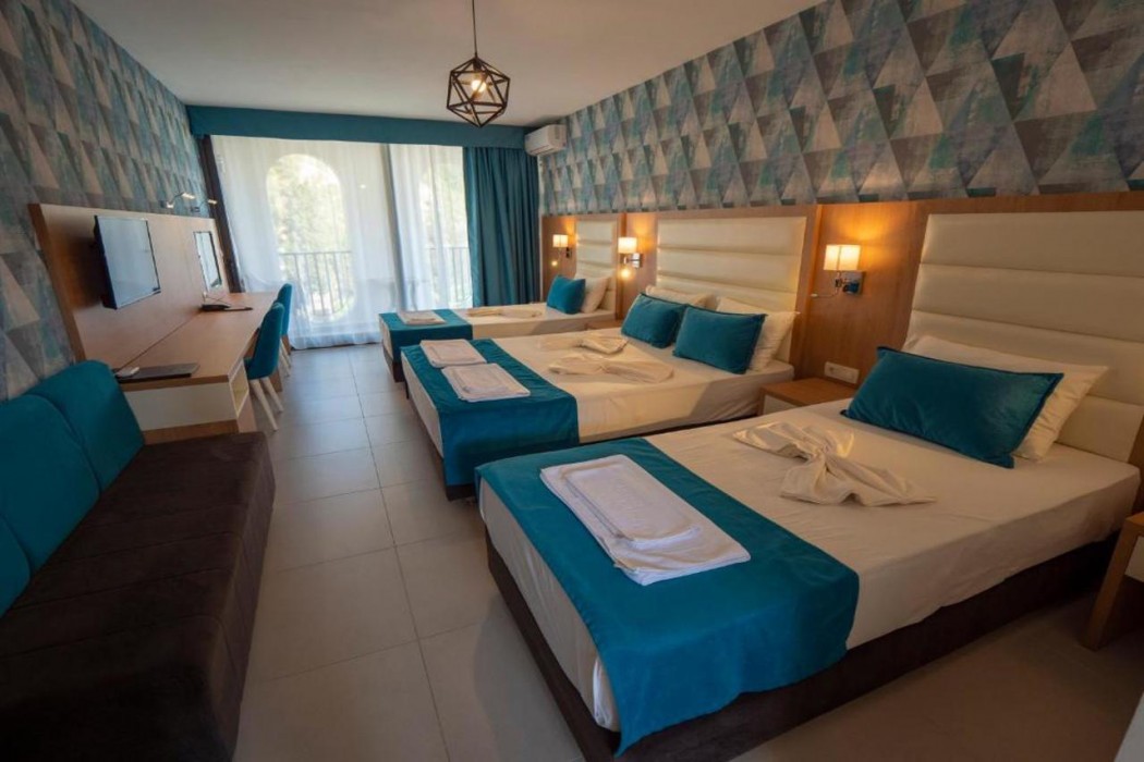 Pearl Beach Resort 11/62