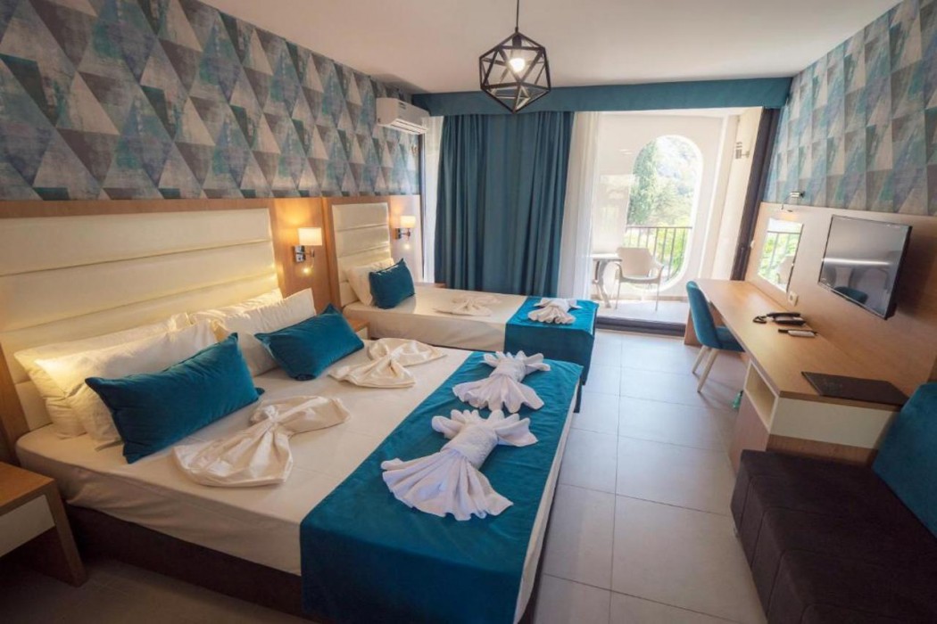 Pearl Beach Resort 9/62