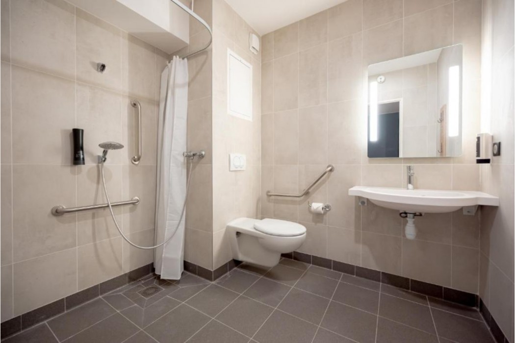 B&B Hotel Toulon Centre Gare 18/28