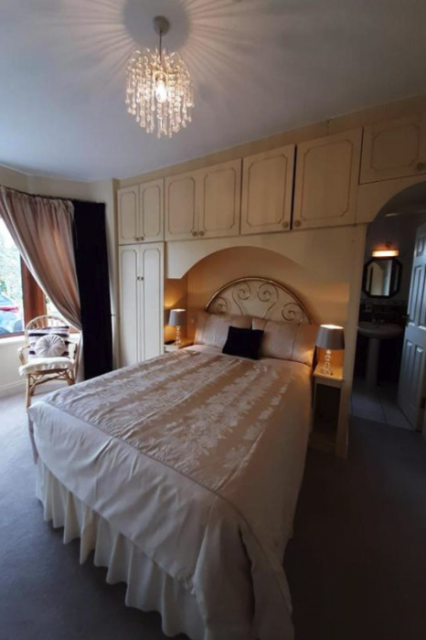 Farmstead Lodge 6/8
