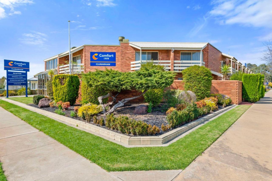 Comfort Inn Clubarham 1/23