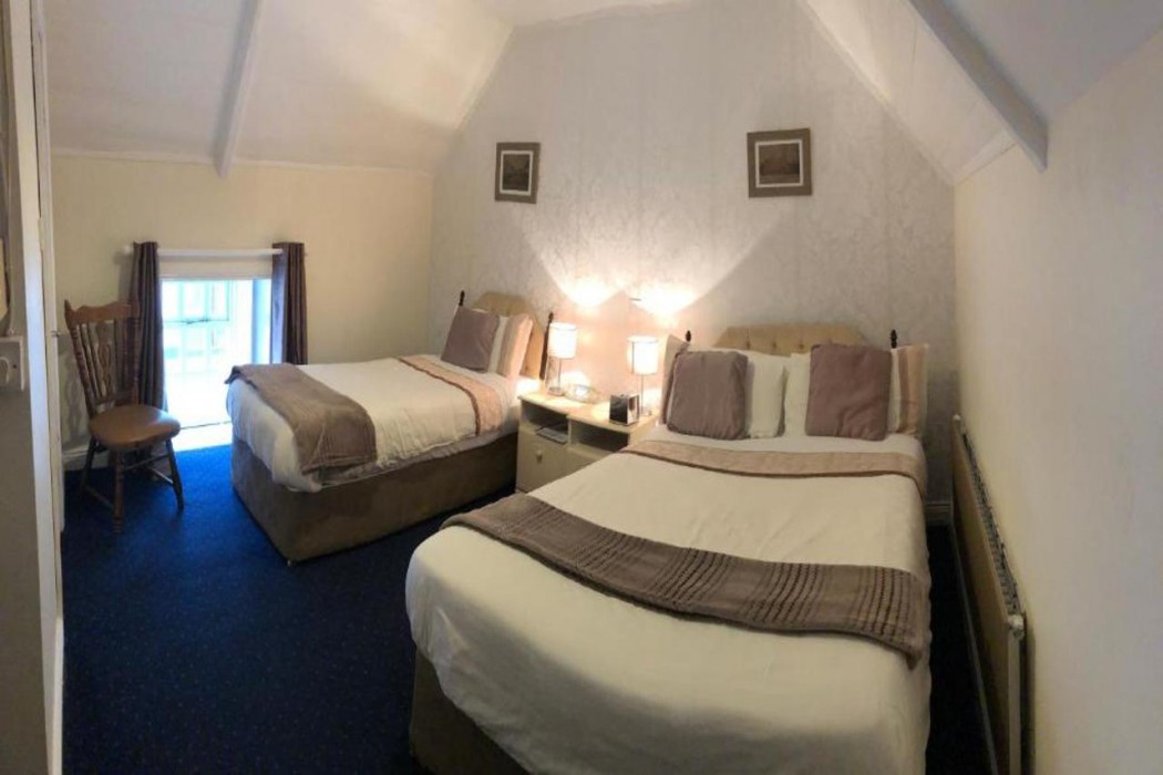 O Connors B&B 4/8