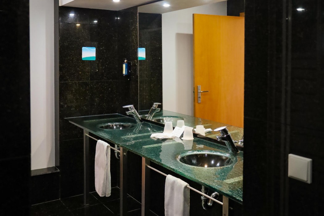 Hotel Colombo 42/149