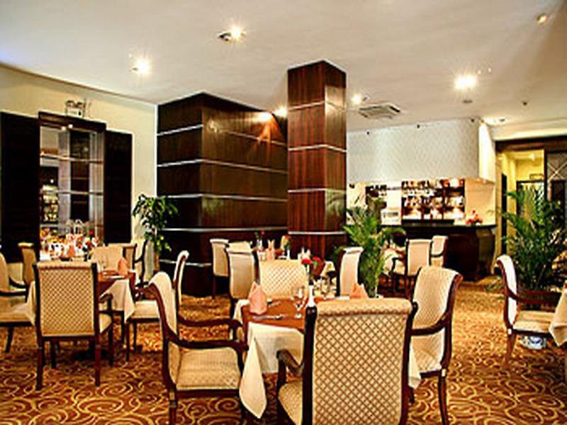 Warm Yes Business Hotel 28/39