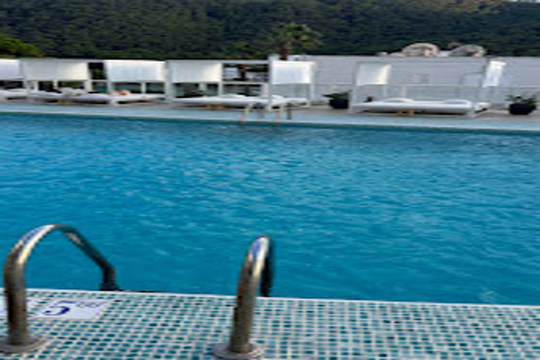 Mondrian Ibiza 32/73