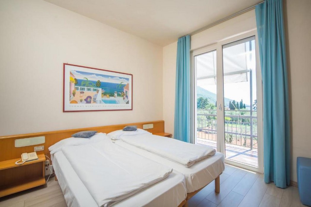 Club Hotel Olivi 9/65