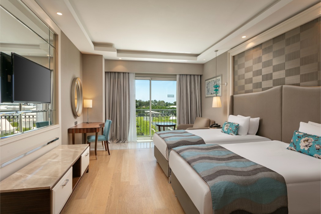 Titanic Deluxe Golf Belek 76/212