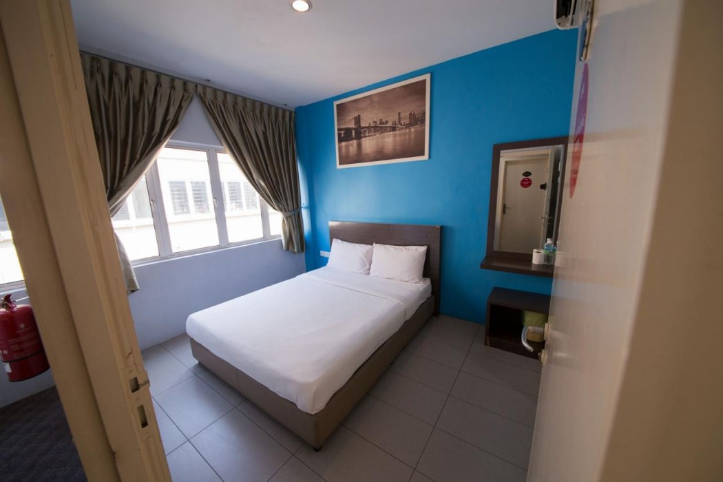Golden Pearl Hotel 13/45