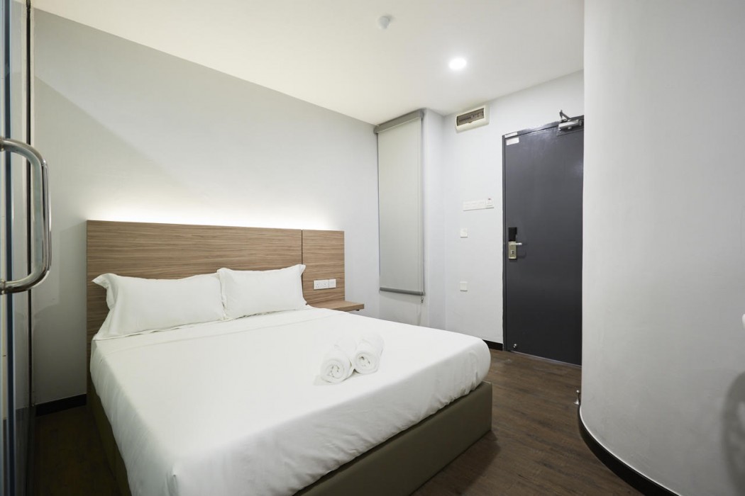 RM Hotel Muar 74/118
