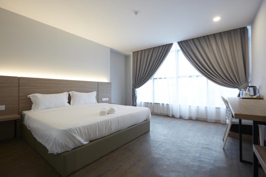 RM Hotel Muar 30/118