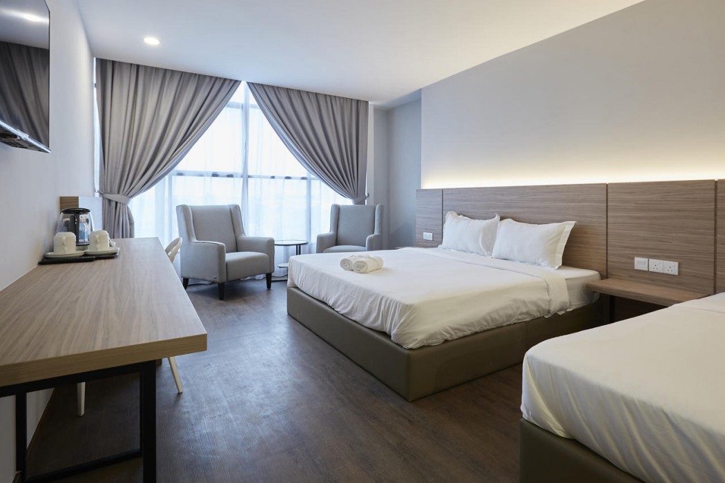 RM Hotel Muar 19/118