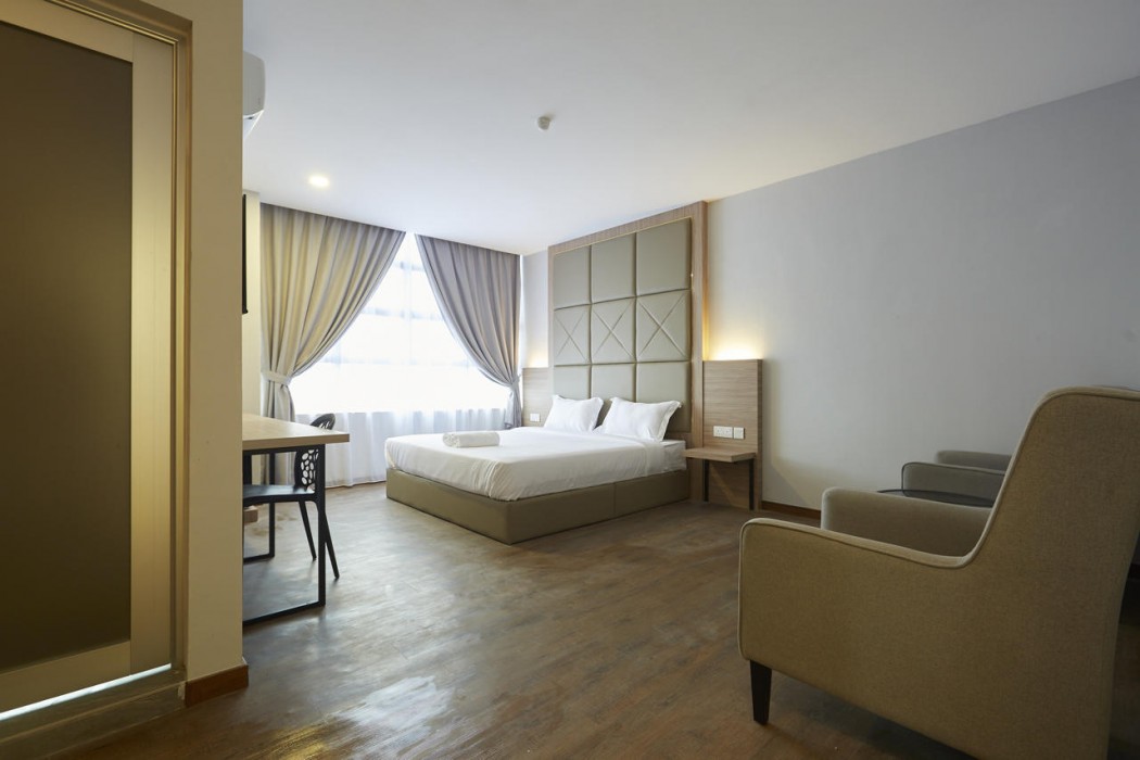 RM Hotel Muar 63/118