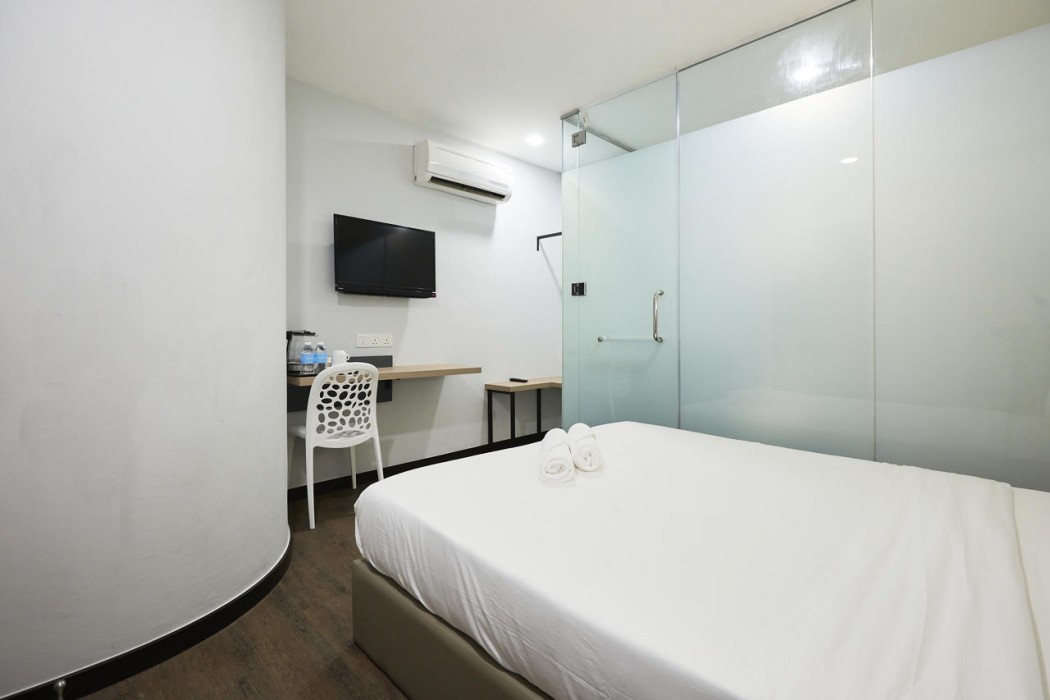 RM Hotel Muar 72/118
