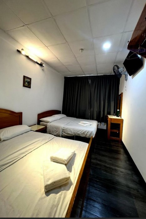 Madani Muslim Hotel 15/34